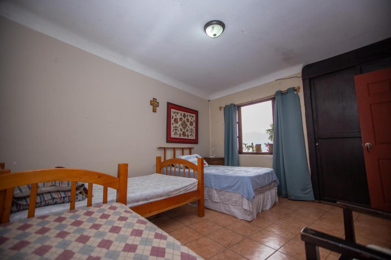 Santa Maria Del Lago Guest House San Pedro La Laguna Bagian luar foto