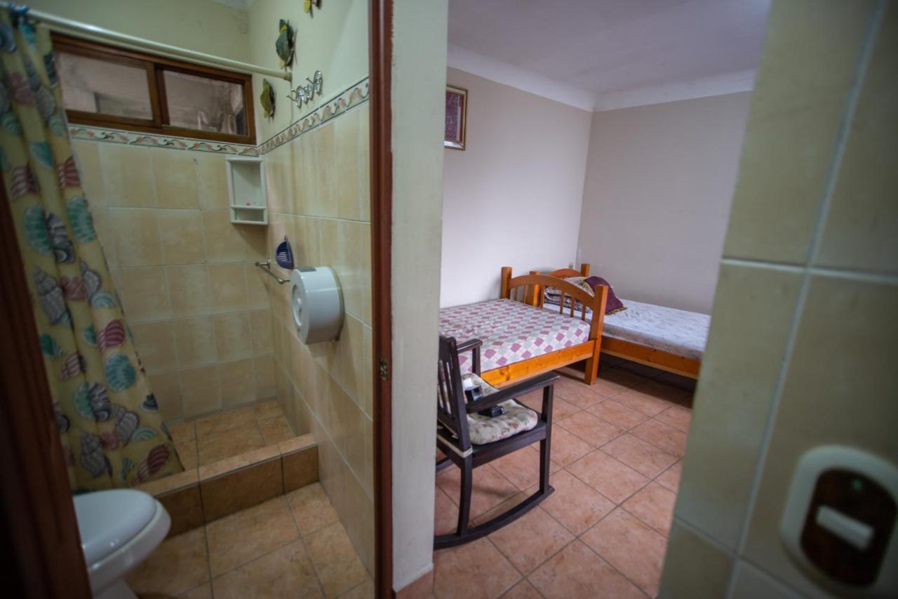 Santa Maria Del Lago Guest House San Pedro La Laguna Bagian luar foto