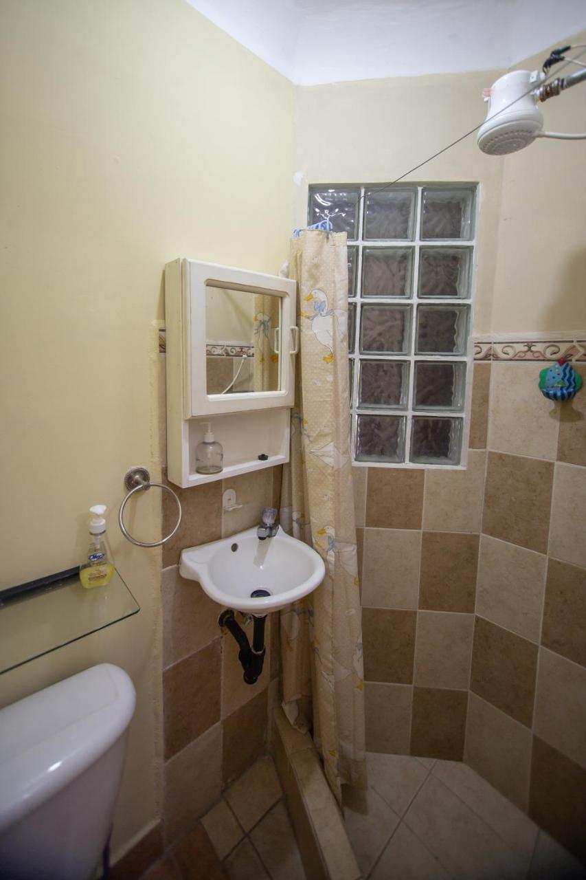 Santa Maria Del Lago Guest House San Pedro La Laguna Bagian luar foto